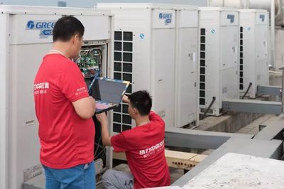 烈日下的堅守 武漢地鐵25°C清涼背后的“設備醫生”