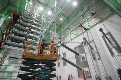 上?！?00千伏南橋換流站“中國心”完成首次“全面體檢”